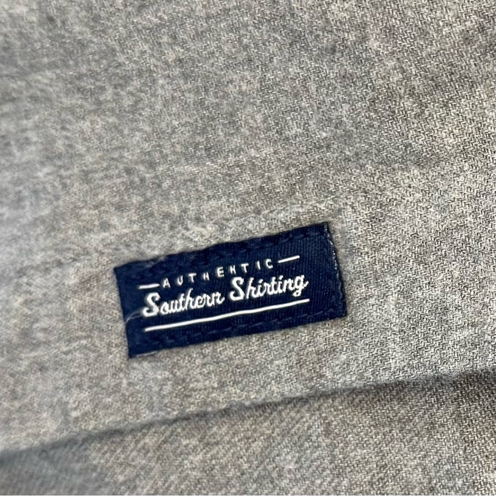 NWT Men’s Gray Thin Flannel Button Down Shirt L Crown & Ivy Classic Fit Preppy - Picture 6 of 12
